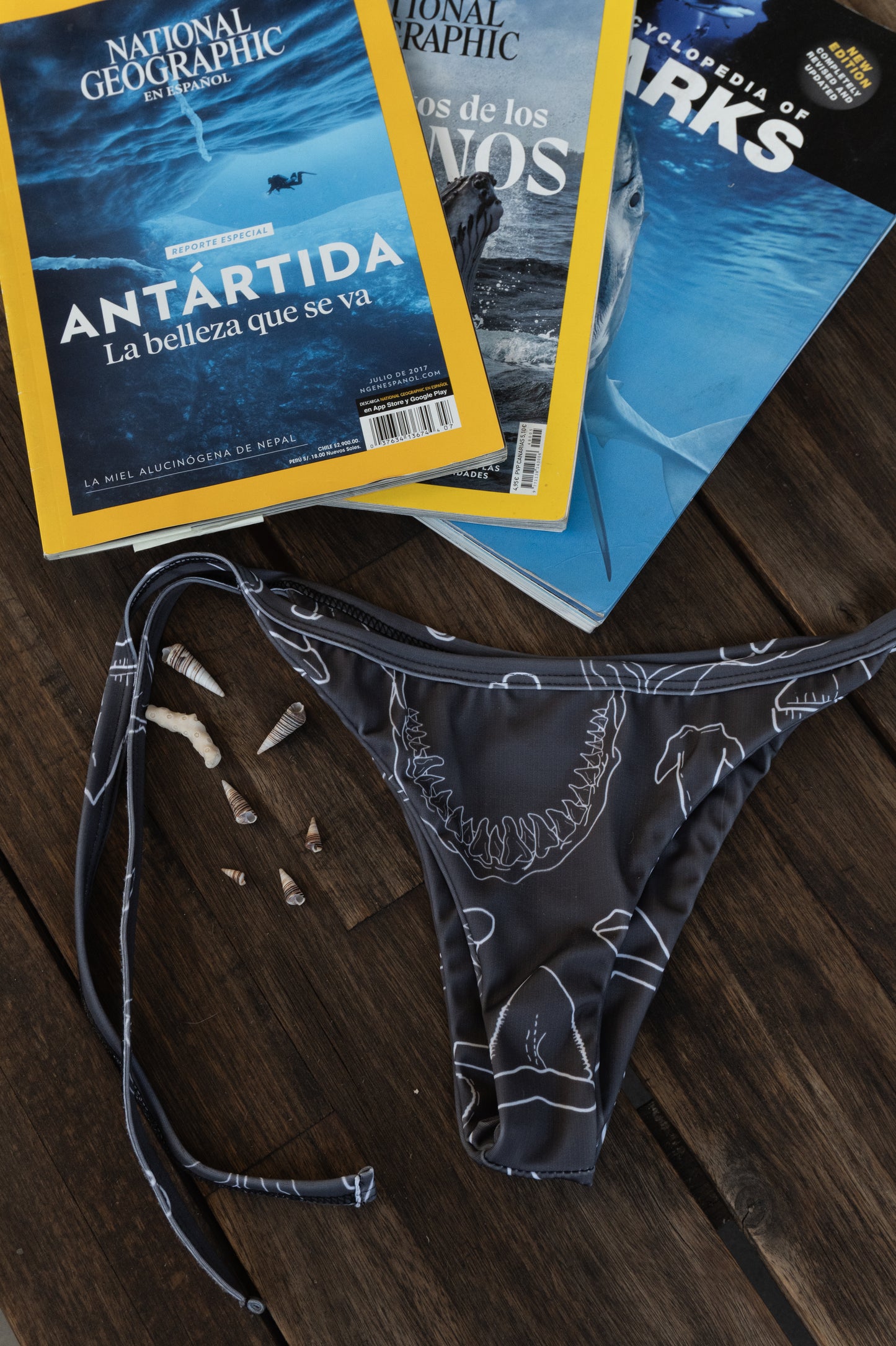 Raya Aguila Bottom | BlackShark